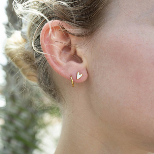 18K Gold Pvd Stainless Steel White Heart Stud Earrings